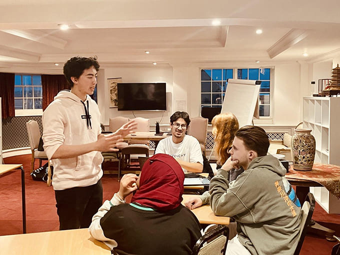 the Debating Competition by the Oxford Union photo 1